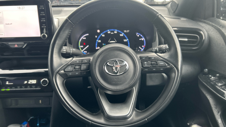 Toyota Yaris Cross 1.5 Hybrid Design 5dr CVT Hybrid Estate